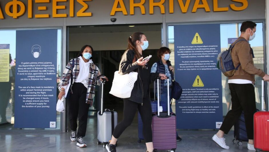 Πόλεμος στην Ουκρανία / Έως 830.000 οι χαμένες αεροπορικές θέσεις φέτος για Ελλάδα από Ρωσία, Ουκρανία, Λευκορωσία