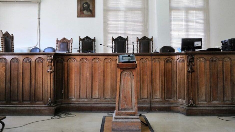 Λαρισαία δάγκωσε τον πρώην σύζυγό για να μην πάρει το παιδί τους