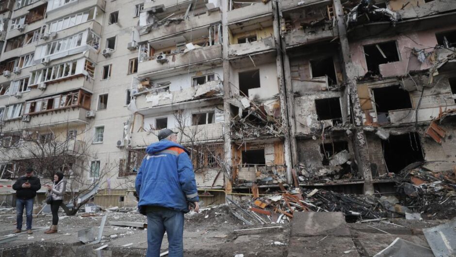 Ειρήνη και διπλωματία, όχι όπλα!