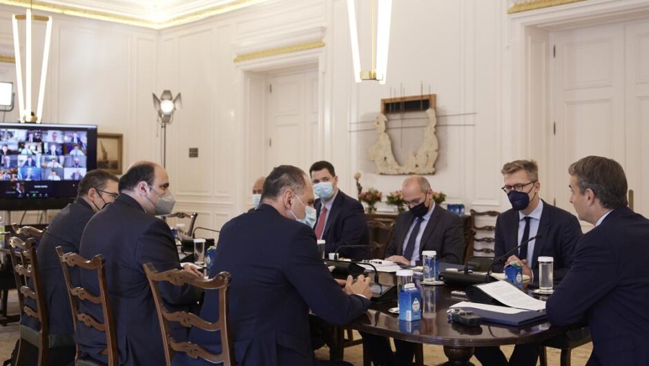 Το ρολόι της κυβέρνησης μετρά αντίστροφα