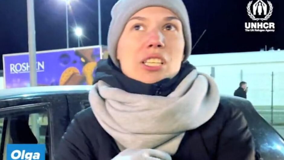 Ουκρανία – Παγκόσμια Ημέρα Γυναίκας: Η Όλγα ταξίδεψε τρεις μέρες αγκαλιά με τα δύο παιδιά της για να τα σώσει από τον πόλεμο (Video)