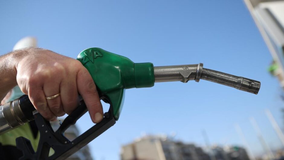 Η κυβέρνηση, η ακρίβεια και ο εμπαιγμός