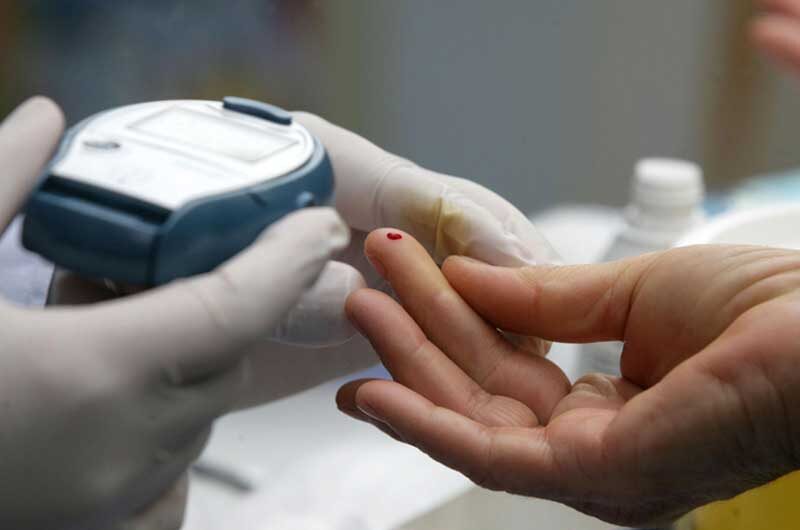 Διαβήτης: Η φρουτώδης ή γλυκιά αναπνοή αποτελεί σύμπτωμα της πάθησης
