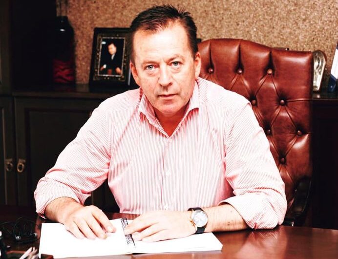 Ούτε οι δημοσκοπήσεις μπορούν να κρύψουν πλέον ότι βρίσκονται σε αποδρομή…