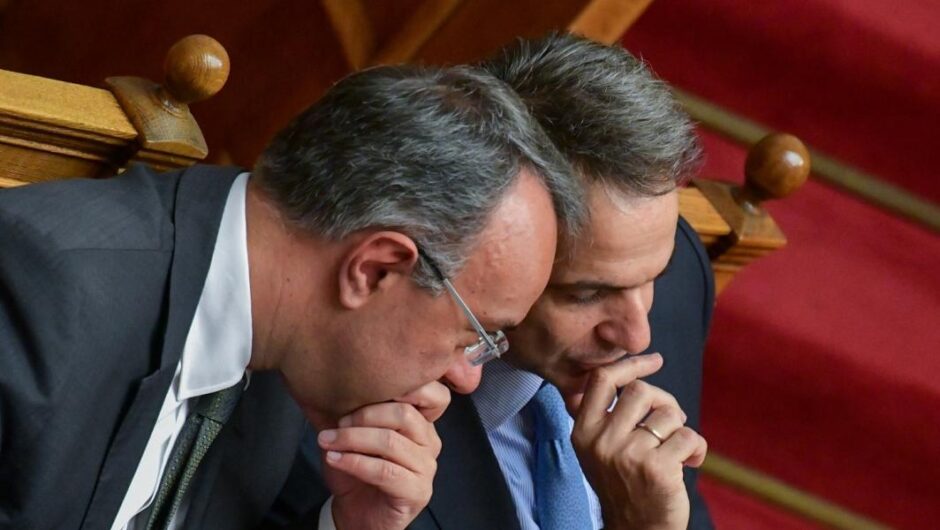 Κυβέρνηση Μητσοτάκη / Σφιχτή θηλιά στον λαιμό της κοινωνίας