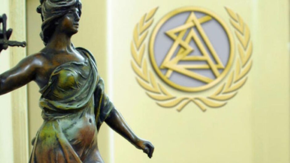 Οι δικηγορικοί σύλλογοι στο πλευρό της κοινωνίας