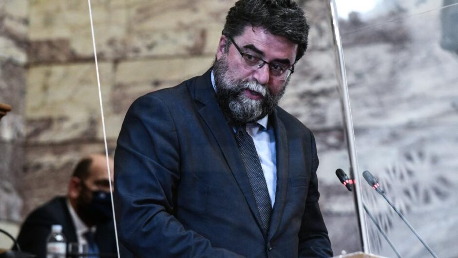 Βασίλης Οικονόμου / Ψέματα αντί συγγνώμης για τους τζαμπατζήδες- Επίθεση με fake news σε «Αυγή» και ΣΥΡΙΖΑ