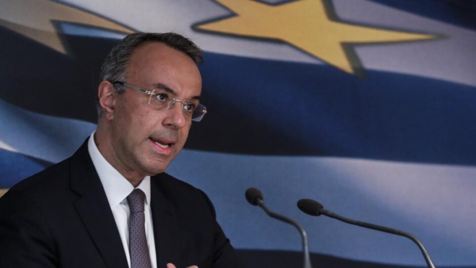 Ο πανικός του υπουργού Οικονομικών