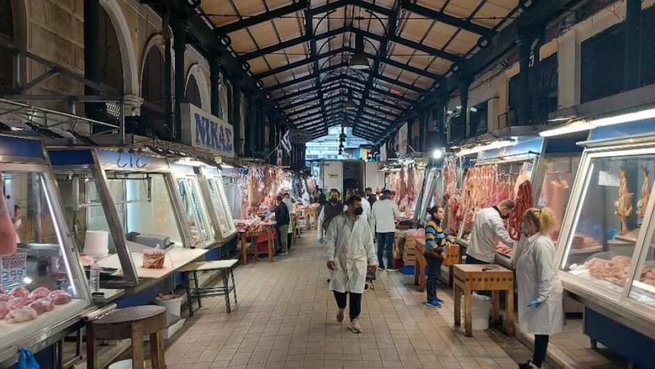 Βαρβάκειος / Άμα κοιτάξεις γύρω, μόνο λευκές ποδιές θα δεις