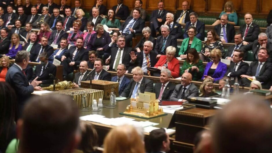 Βρετανία: Παραιτήθηκε ο βουλευτής που έβλεπε πορνό μέσα στη Βουλή