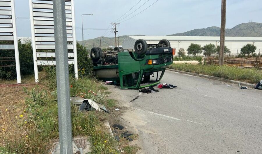 ΒΙΠΕ Λάρισας: Σύγκρουση δύο οχημάτων με δύο τραυματίες – Αναποδογύρισε βυτιοφόρο (φωτο)