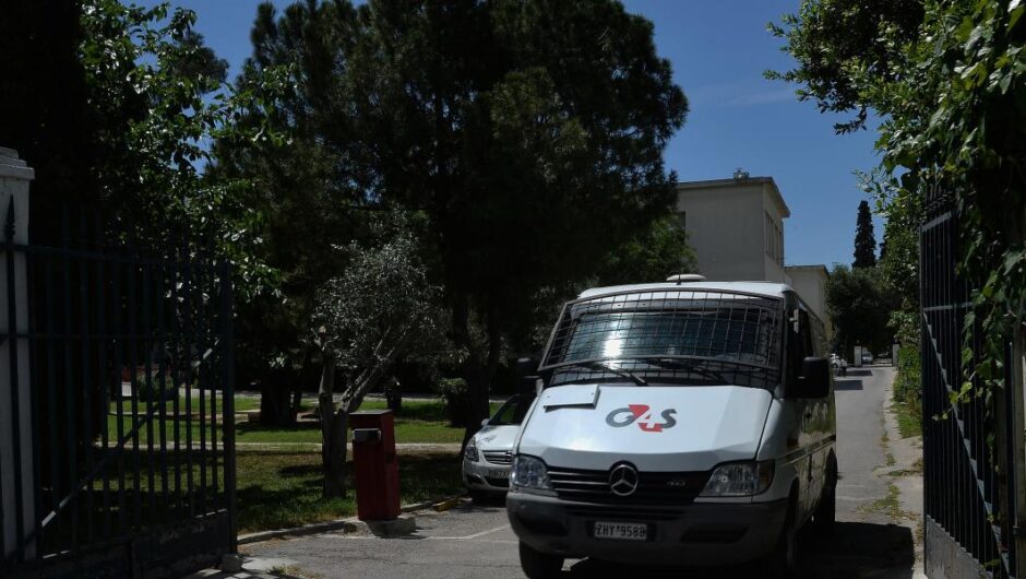 Κυβέρνηση Μητσοτάκη / Νέα σκανδαλώδης τροπολογία υπέρ της πρώην εταιρείας του διοικητή της ΕΥΠ