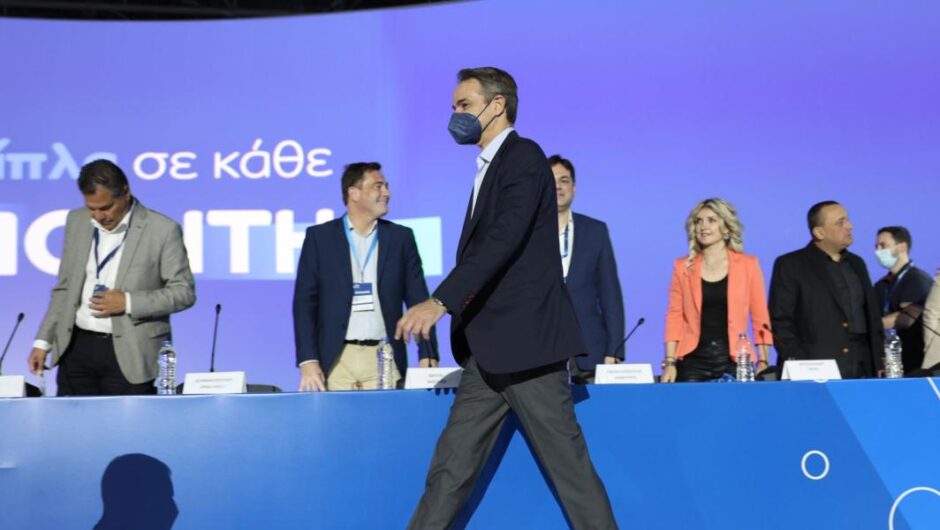 Καταρρέουν και το ξέρουν