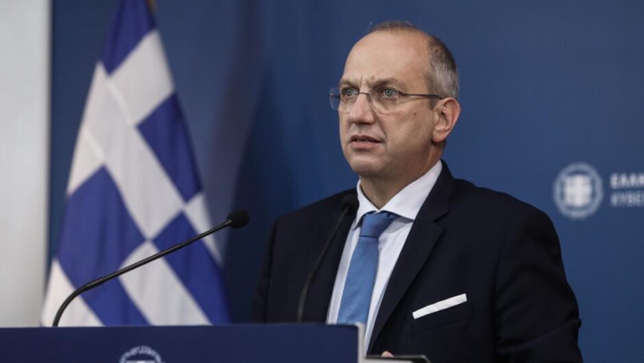 Γιάννης Οικονόμου / «Ο Μητσοτάκης είναι ένας βαθυστόχαστος πολιτικός διεθνούς ακτινοβολίας»