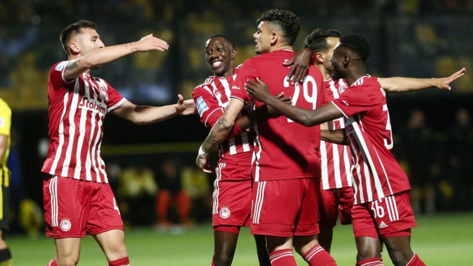 Super League Interwetten: Η βαθμολογία των playoffs μετά τη νίκη του Ολυμπιακού επί του Άρη