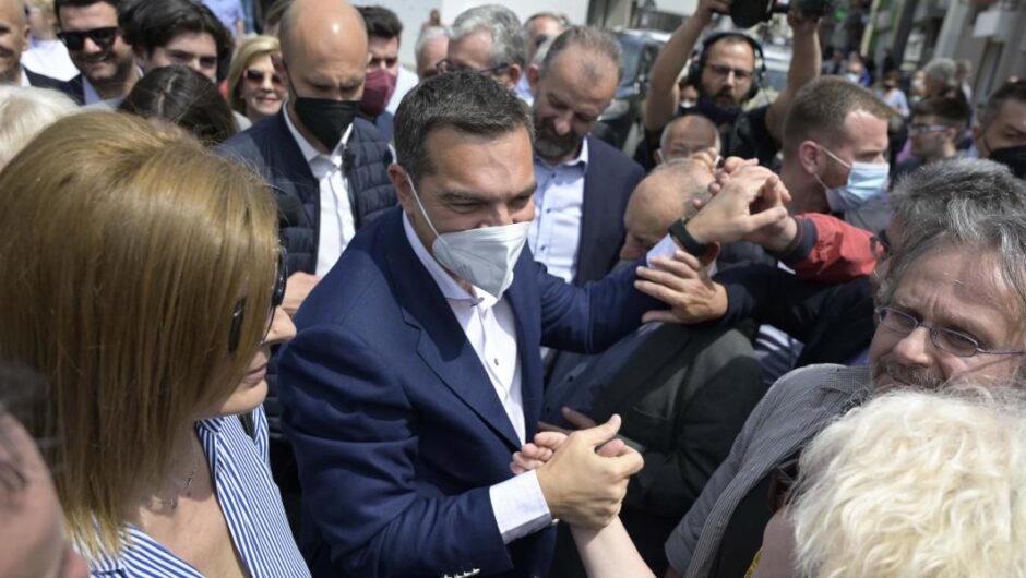 Να κλωτσήσει την καρδάρα;