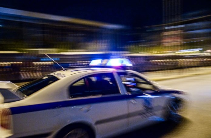 Θεσσαλονίκη: Έκλεψε mini bus, προκάλεσε σοβαρό τροχαίο και το έβαλε στα πόδια