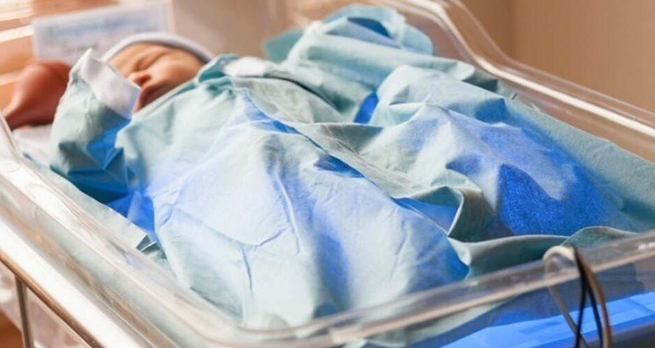 Αρνείται ο γιατρός ότι ζήτησε φακελάκι για τον τοκετό