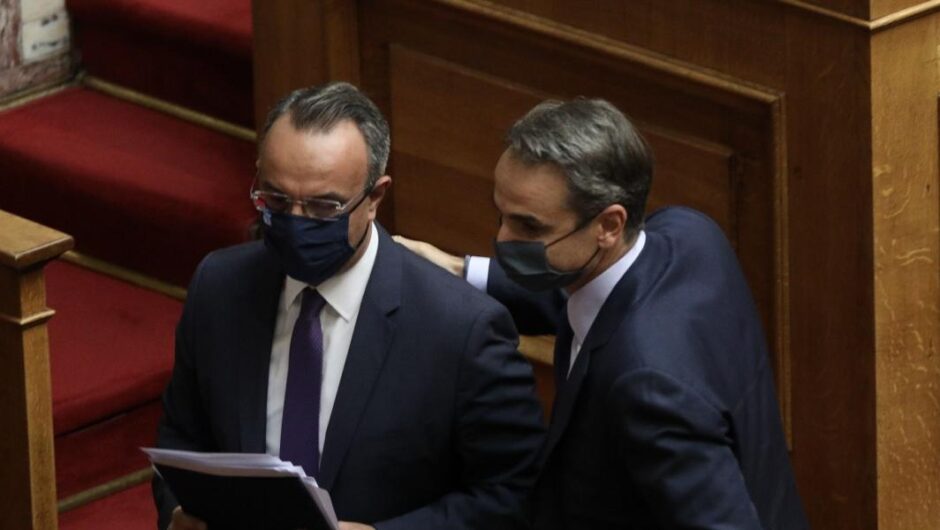 Κυβέρνηση Μητσοτάκη / Σφετερισμός και θριαμβολογία με το βλέμμα στις κάλπες