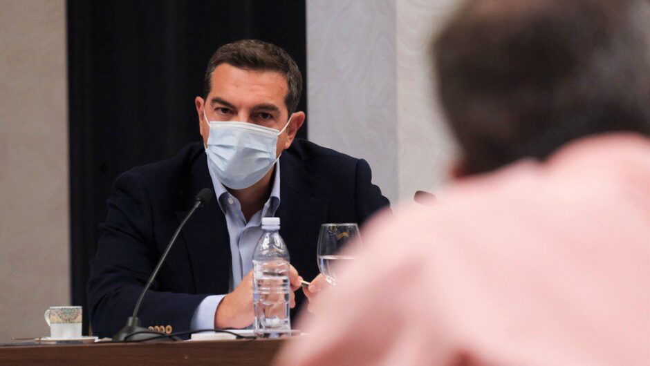 Τσίπρας στο Euractiv: «Προοδευτική κυβέρνηση για να σταματήσει ο εφιάλτης, τα νοικοκυριά δεν βγάζουν το μήνα»