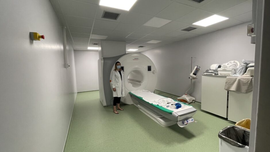 Ξεκίνησε η λειτουργία του νέου μαγνητικού τομογράφου στο Πανεπιστημιακό Νοσοκομείο Λάρισας