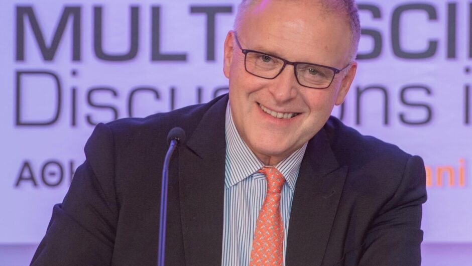 ΗΛΙΑΣ ΑΘΑΝΑΣΙΑΔΗΣ: «ΟΙ ΕΞΕΛΙΞΕΙΣ ΤΟΥ 2022 ΚΑΤΑ ΤΟΥ ΚΑΡΚΙΝΟΥ ΦΕΡΝΟΥΝ ΟΥΣΙΑΣΤΙΚΗ ΕΛΠΙΔΑ»