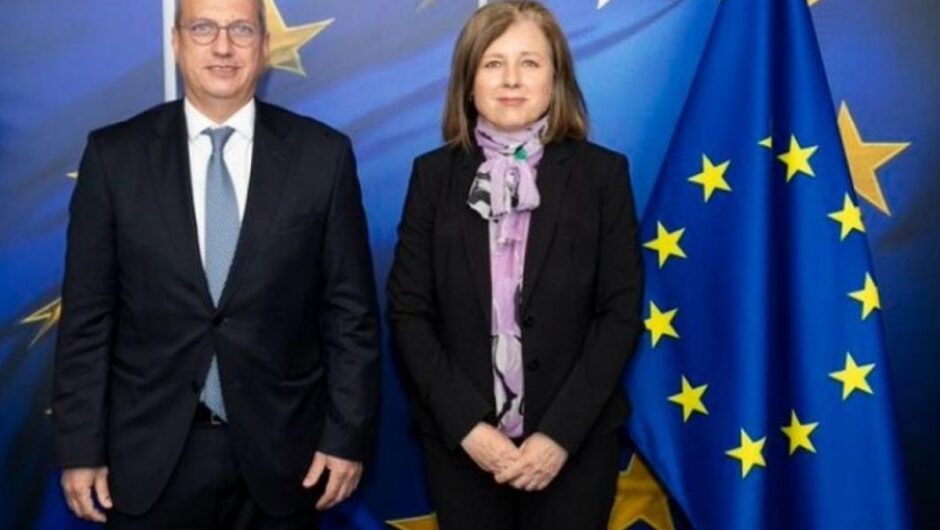 Σκάνδαλο υποκλοπών / Γιατί η κυβέρνηση τρέμει την Ευρώπη για το Predator