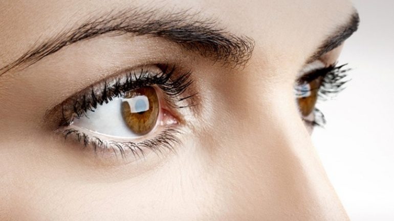 Κριθαράκι στο μάτι; Δείτε τι πρέπει να κάνετε για να θεραπευτεί το δυνατόν γρηγορότερα