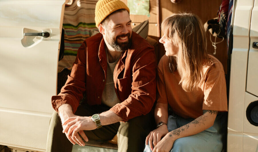 6 τρόποι για να κάνεις πιο ουσιαστικές συζητήσεις με το ταίρι σου