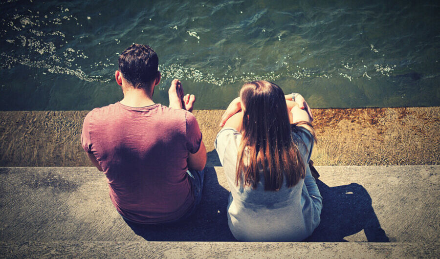 Ποια είναι τα τέσσερα πρώτα βήματα για να ξεπεράσεις έναν επώδυνο χωρισμό;