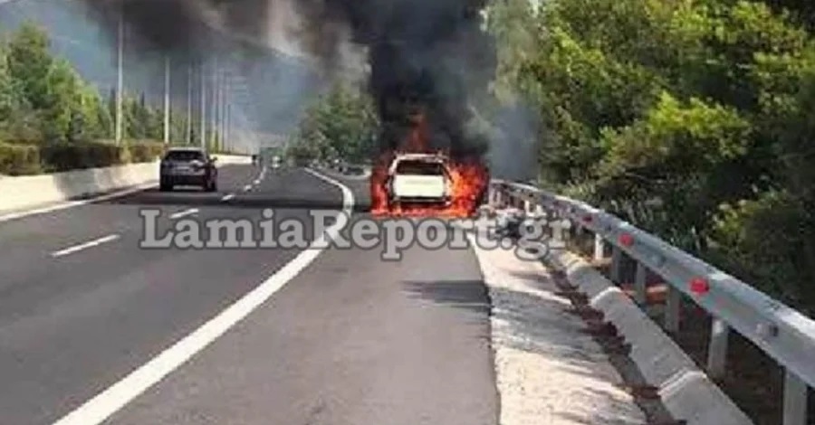 Τρομακτικό ατύχημα: Αυτοκίνητο τυλίχθηκε στις φλόγες στην Εθνική Οδό