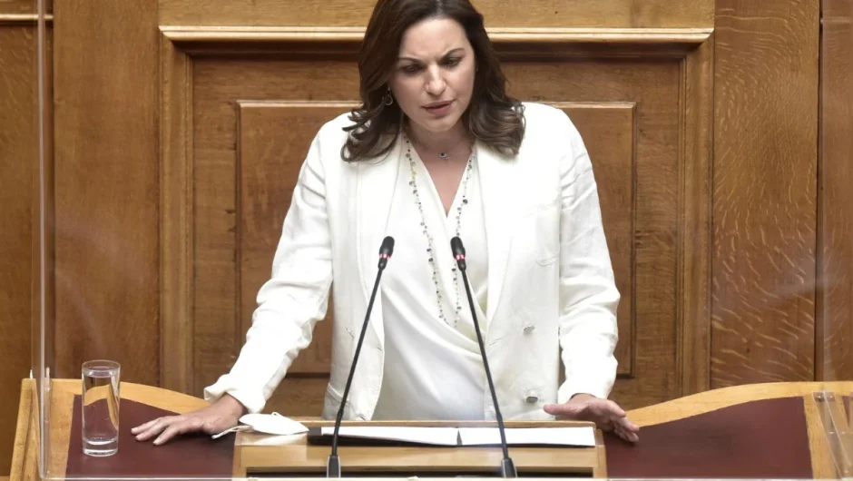 Η τροχιοδεικτική βολή της Όλγας προς το Μαξίμου