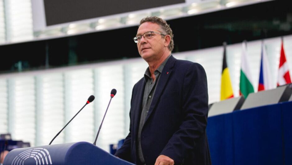 Κώστας Αρβανίτης / Εκβιαζόμενος πρωθυπουργός ο Μητσοτάκης, δεν διασώζεται πολιτικά 