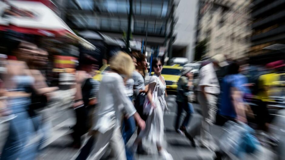 Κορωνοϊός / 258 θάνατοι και 73.710 κρούσματα μέσα σε μία εβδομάδα