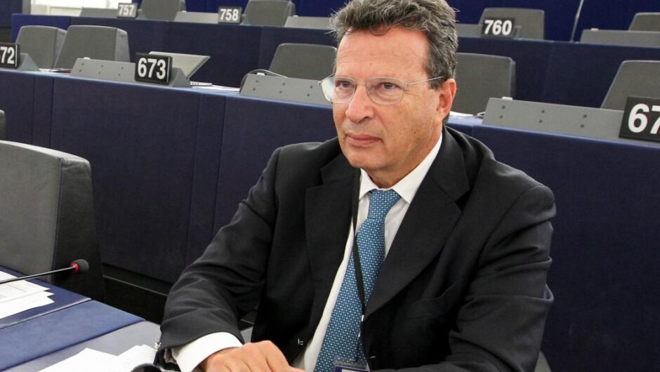 Γιώργος Κύρτσος / Βαρύ πλήγμα στο λεγόμενο ηγετικό προφίλ Μητσοτάκη