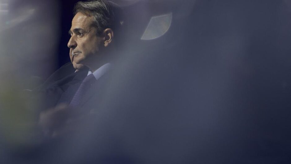 Financial Times / Η κυβέρνηση βλέπει τη Ρωσία πίσω από το σκάνδαλο των υποκλοπών
