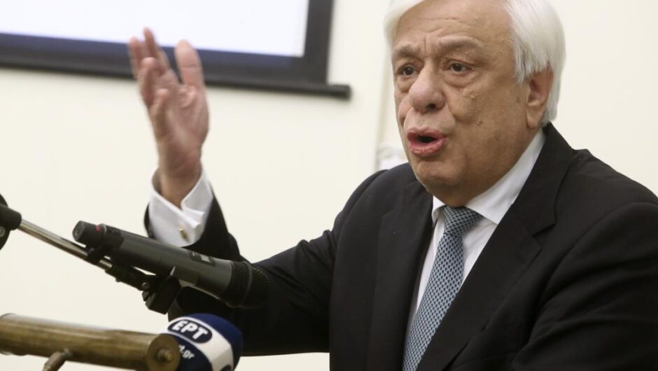 Προκόπης Παυλόπουλος / Σφοδρή επίθεση σε Μητσοτάκη – Έχει την πολιτική ευθύνη για τις παρακολουθήσεις