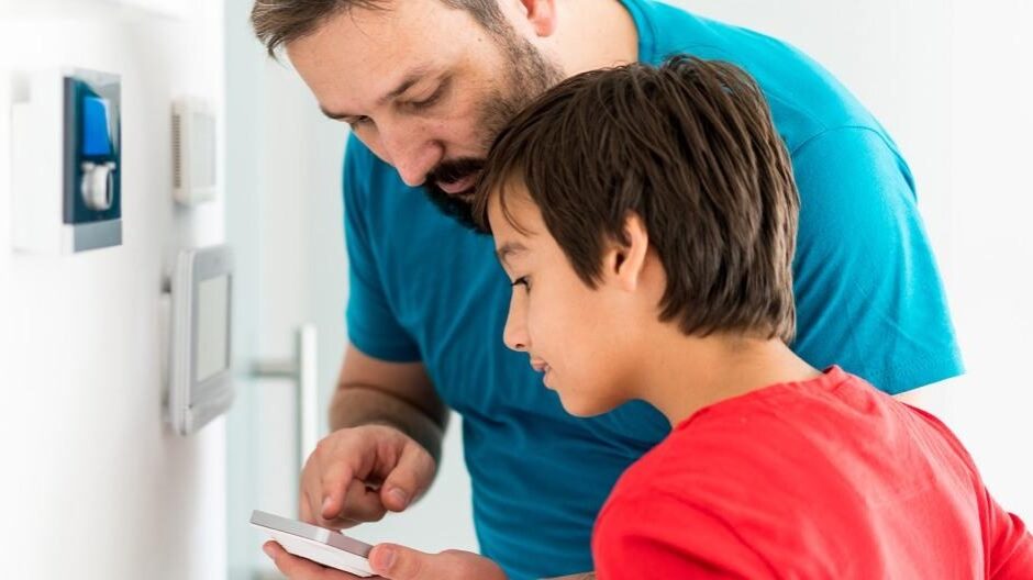 Ένωση Καταναλωτών Βόλου: 129 τρόποι για να εξοικονομήσουμε ενέργεια και χρήματα