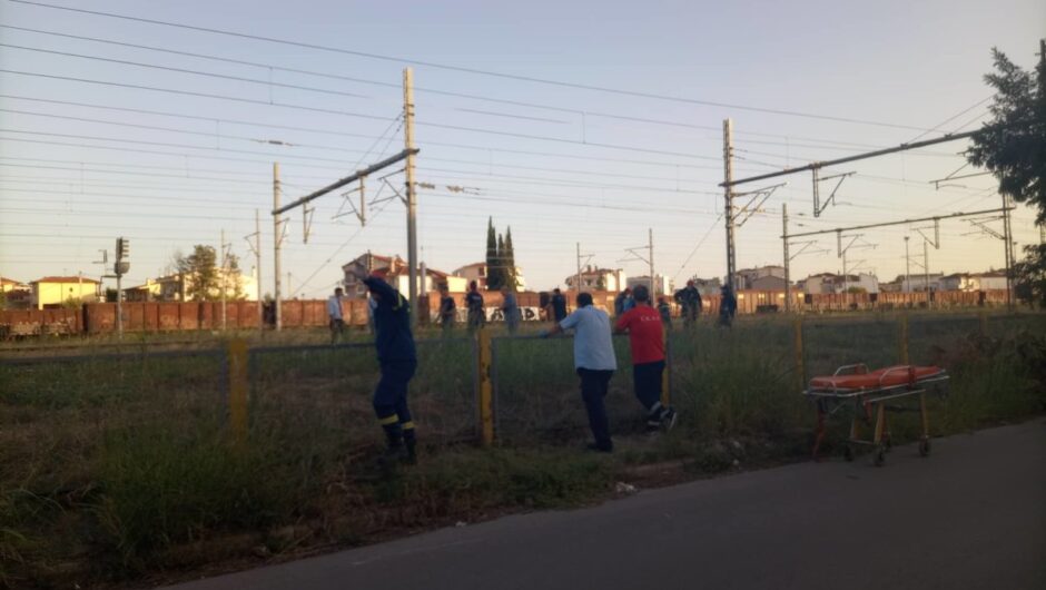 Λάρισα-Τραγωδία: 21 ετών ο άνδρας που παρασύρθηκε από τρένο (φωτ.)