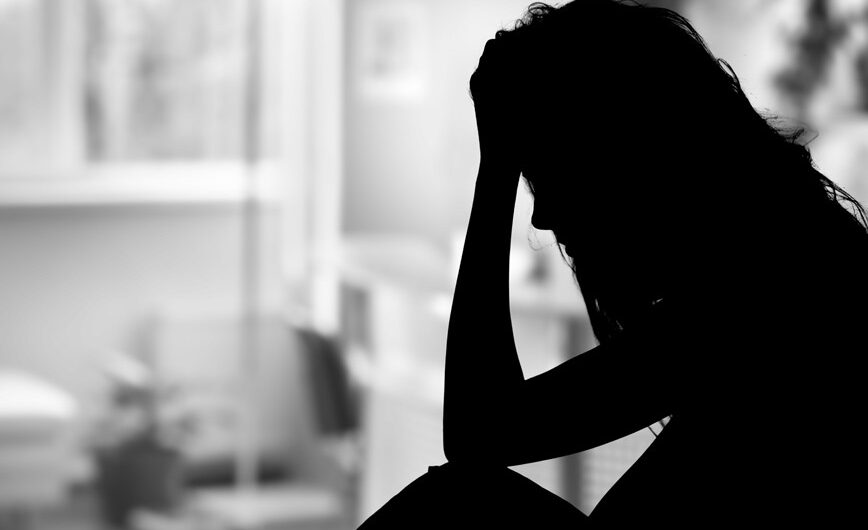 Θα σου βγάλω τα έντερα” – Σύζυγος “φόβος και τρόμος” στο Βελεστίνο για γυναίκα και παιδιά