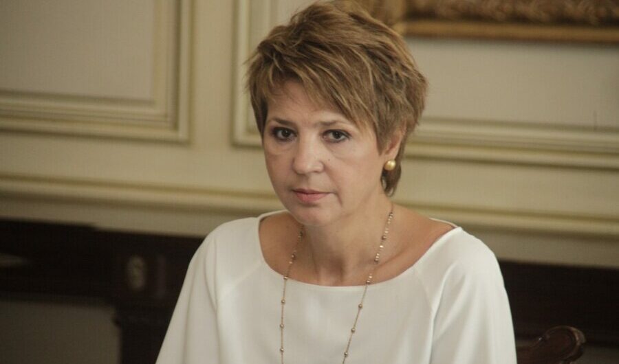 Όλγα Γεροβασίλη: Το πρόγραμμα της επόμενης προοδευτικής κυβέρνησης απαντά στη φτωχοποίηση, την αισχροκέρδεια και την ανασφάλεια