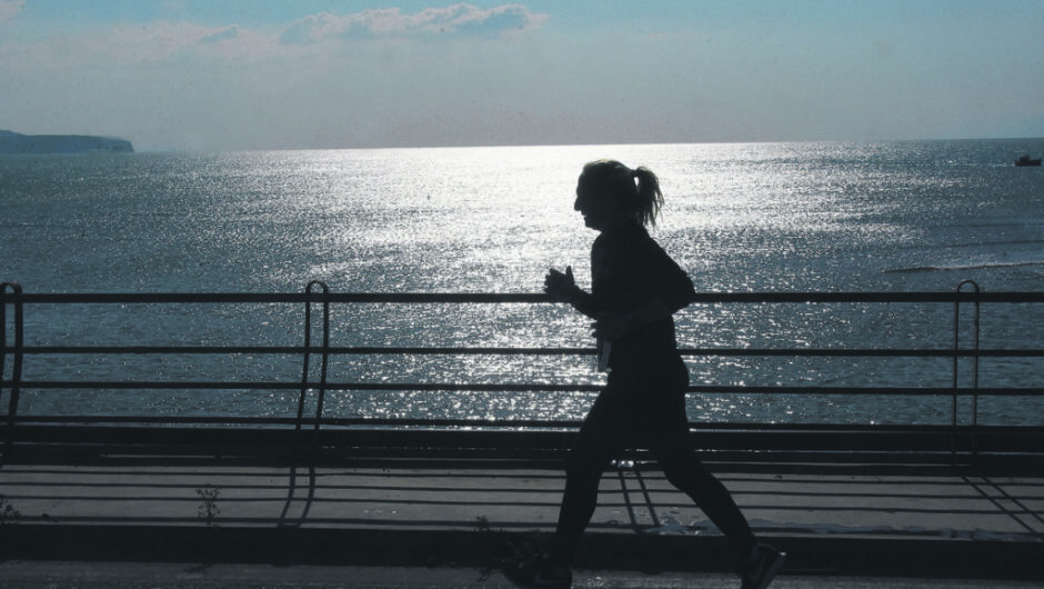 Αυτό είναι το πρώτο σημάδι της αρθρίτιδας