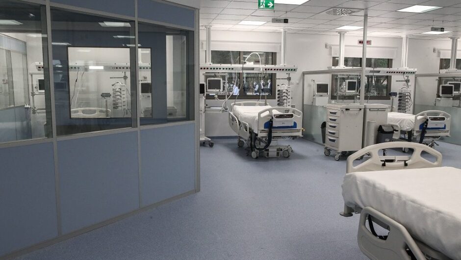 Περιορισμένες εισαγωγές λόγω έλλειψης παθολόγων στο νοσοκομείο Καρπενησίου