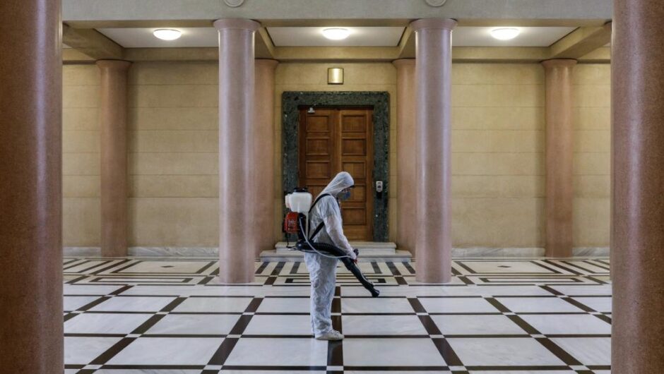 11 σκανδαλώδεις υποθέσεις της πανδημίας προς διερεύνηση από την επόμενη Βουλή