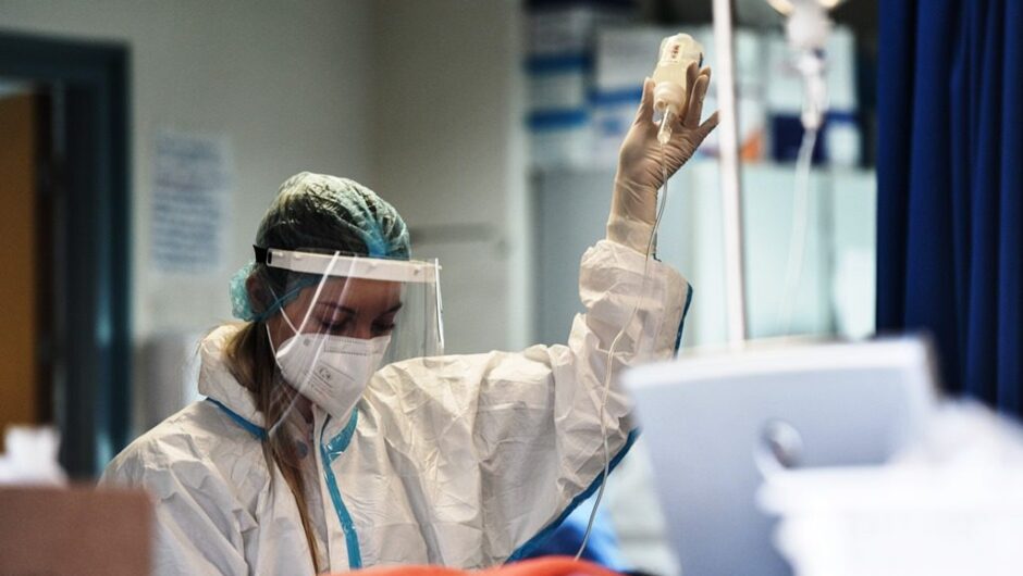 Καπραβέλος: Η τακτική του «βλέποντας και κάνοντας» από την κυβέρνηση είναι απαράδεκτη – Φέτος ήταν το φονικότερο καλοκαίρι