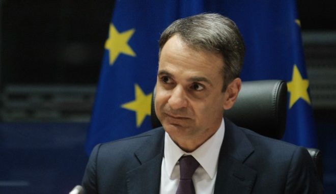 Ασύστολη κυβερνητική προπαγάνδα: “Έρχονται οι Ρώσοι να ρίξουν τον Μητσοτάκη”..