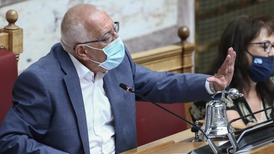 Νικήτας Κακλαμάνης / Μήνυμα σε Μητσοτάκη – Νέο «αυτογκόλ» οι υποκλοπές