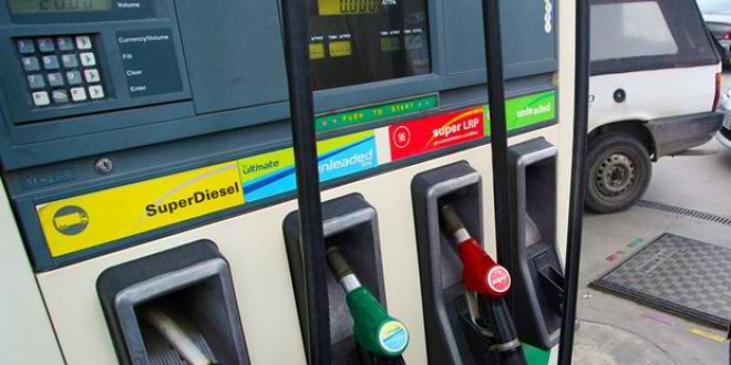 Πετρέλαιο κίνησης: Τέλος η επιδότηση – Η τιμή του ξεπερνά τη βενζίνη