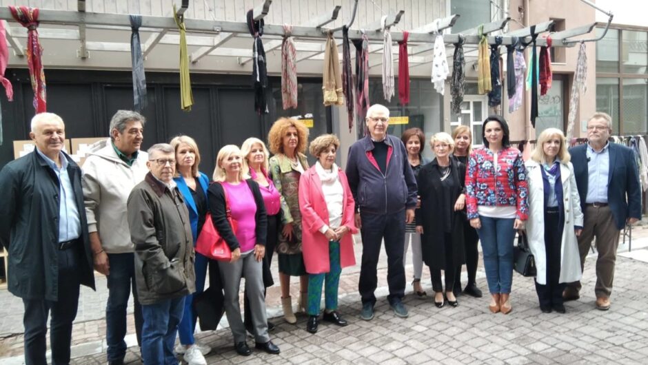 Λάρισα: «Συμπαράταξη» στον αγώνα που δίνουν οι γυναίκες στο Ιράν (φωτ. & βίντεο)