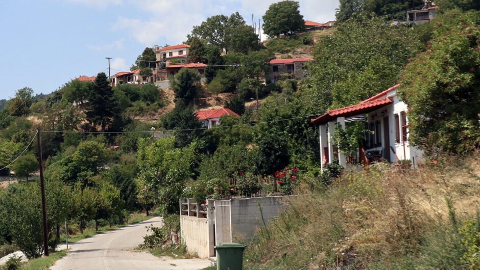 Ανατολή Αγιάς: Εκεί που ανατέλλει η ομορφιά… (φωτ.)